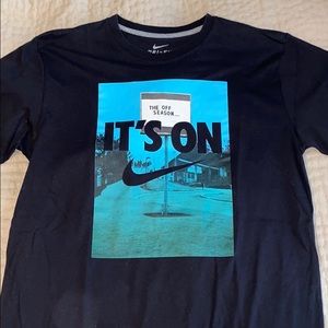 Men’s Nike Tshirt